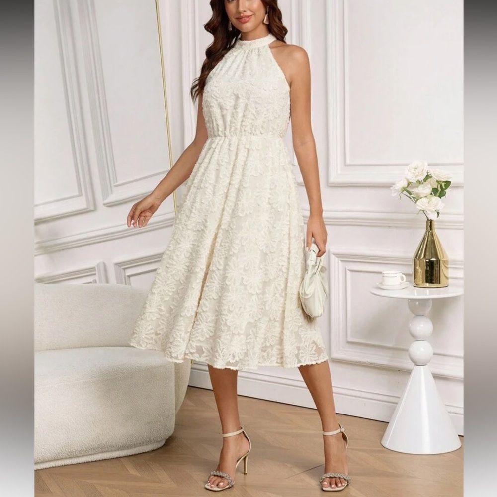 Chic Lace Cream Midi Dress